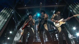 Balón de Oro | Bronco - Que No Quede Huella & Adoro