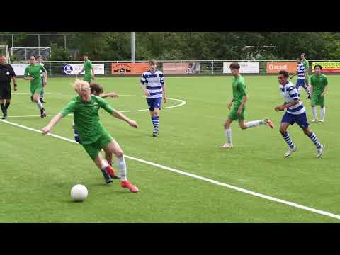 DHL JO19-1 - OLIVEO JO19-1 voetbal in Delft