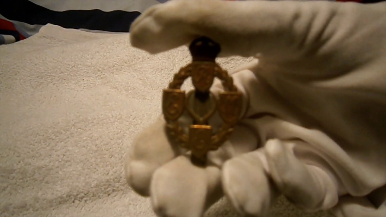 Review: ww2 REME (Royal Electrical and Mechanical Engineers) cap badge