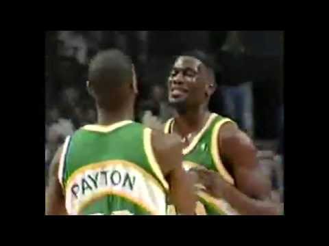 Shawn Kemp - Sonics at Bulls - 1/6/95