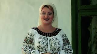 Download lagu Georgel Nuca si Mariana Cimpoiasu ,,Fierbe tuica in cazane'' mp3 Download lagu Georgel Nuca si Mariana Cimpoiasu ,,Fierbe tuica in cazane'' mp3
