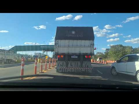 Trecho de Uruaçu a Aliança do Tocantins (muitos pedágios e rodovia bastante irregular).