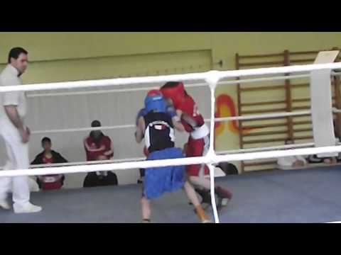 Finalrunde Berliner Meisterschaft 2012 - Cenk Güngör vs. Alexander Butuzov bis 30 kg R2
