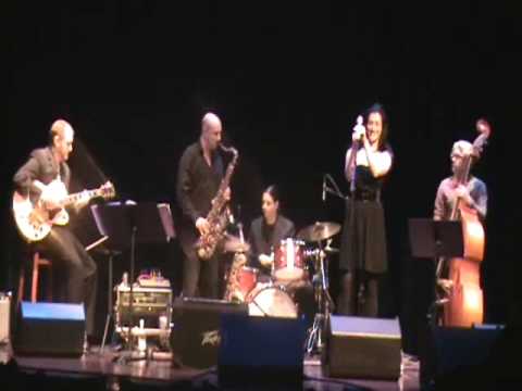jazz singer Lisa Roti - 4 tunes from Live at the Morse Theatre