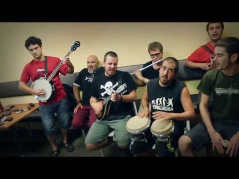 Ebri Knight + Les Absentes // Filomena [Cançons en ruta]