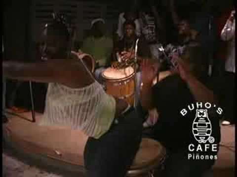 Parranderos de Loiza BUHOS CAFE Baila: Leslie