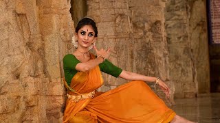 Download lagu Muralidhara kauthuvam || Sri Krishna Janmashtami|| Bharatanatyam by Anusha A Aithal mp3