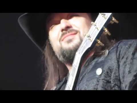 Lucie & Lenka Dusilová: Sen & Dal bych ti co chceš [!] (Praha 01/07/2016)