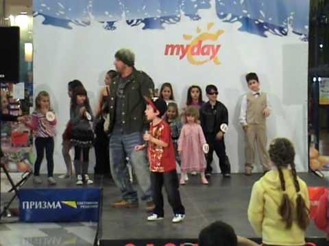 Lil Sha feat Misho Shamara aka Big Sha  - Az sym  (live in Mall Varna 22 01 2010)