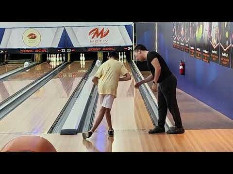 Thumbless drill for one handed bowlers