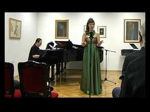 Maja Manojlović-Dobrijević - Tri put ti čukna'