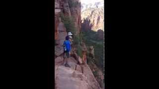 preview picture of video 'Angels Landing Hike'