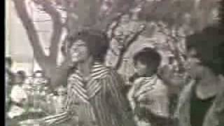 Martha &amp; The Vandellas - Dancing In The Street - 1964 Live TV Footage