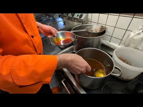 Braune Grundsauce perfekt zubereiten: Geniales Bratensauce-Rezept🍖✨Herbi's Kitchen & Minigolf Kochel