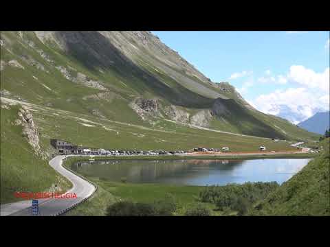 PANORAMA MONTI E LAGO AL COLLE DELLA MADDALENA IN VALLE STURA (CN) DOM. 19 - 7 - 2020.