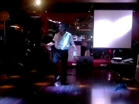 Off The Wall medley performed by Julius Jackson Doria at Europa Disco Bar
