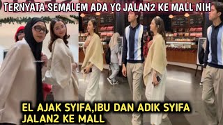 Download lagu The moment El and Syifa walked around the mall with Syifa's mother and younger sister mp3