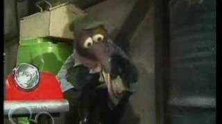 Muppets sing Jim Croce&#39;s &quot;Working at the Carwash Blues&quot;