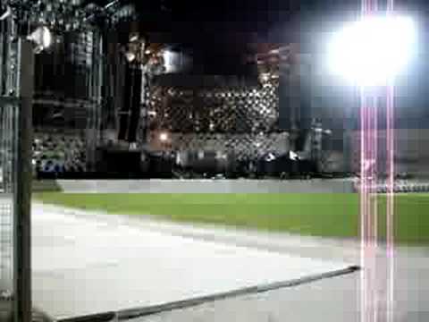 Vasco 08 Bari...il palco di notte