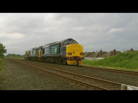 Prestatyn 23.5.2014 - DRS 37259 37409 Class 37 on flask train