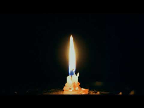 Márai Sándor - A gyertyák csonkig égnek (részlet) - Előadja: Gáti Oszkár