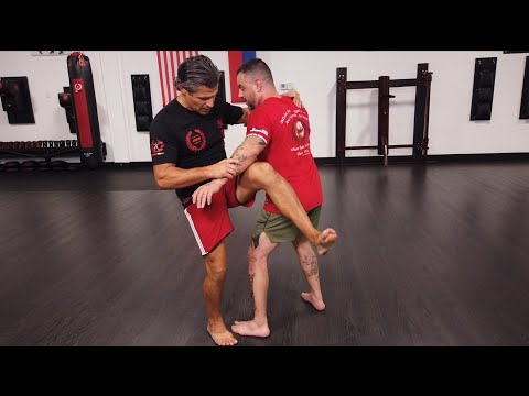 Wing Chun Footwork Masterclass: Crab Step, Back Step & Stance Invasion Explained