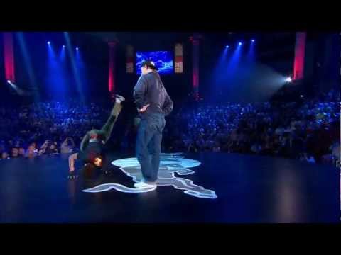 Red Bull BC One 2011 Round 7 - Yan vs Hong 10