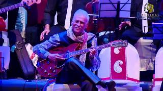 Gorakh bhai, brother of Pyarelal playing Ek haseena thi gutar notes