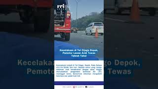 Download lagu Fatal Accident on Cijago Toll Road, Depok: Wrong-Way Motorcyclist Killed in Taxi Collision mp3
