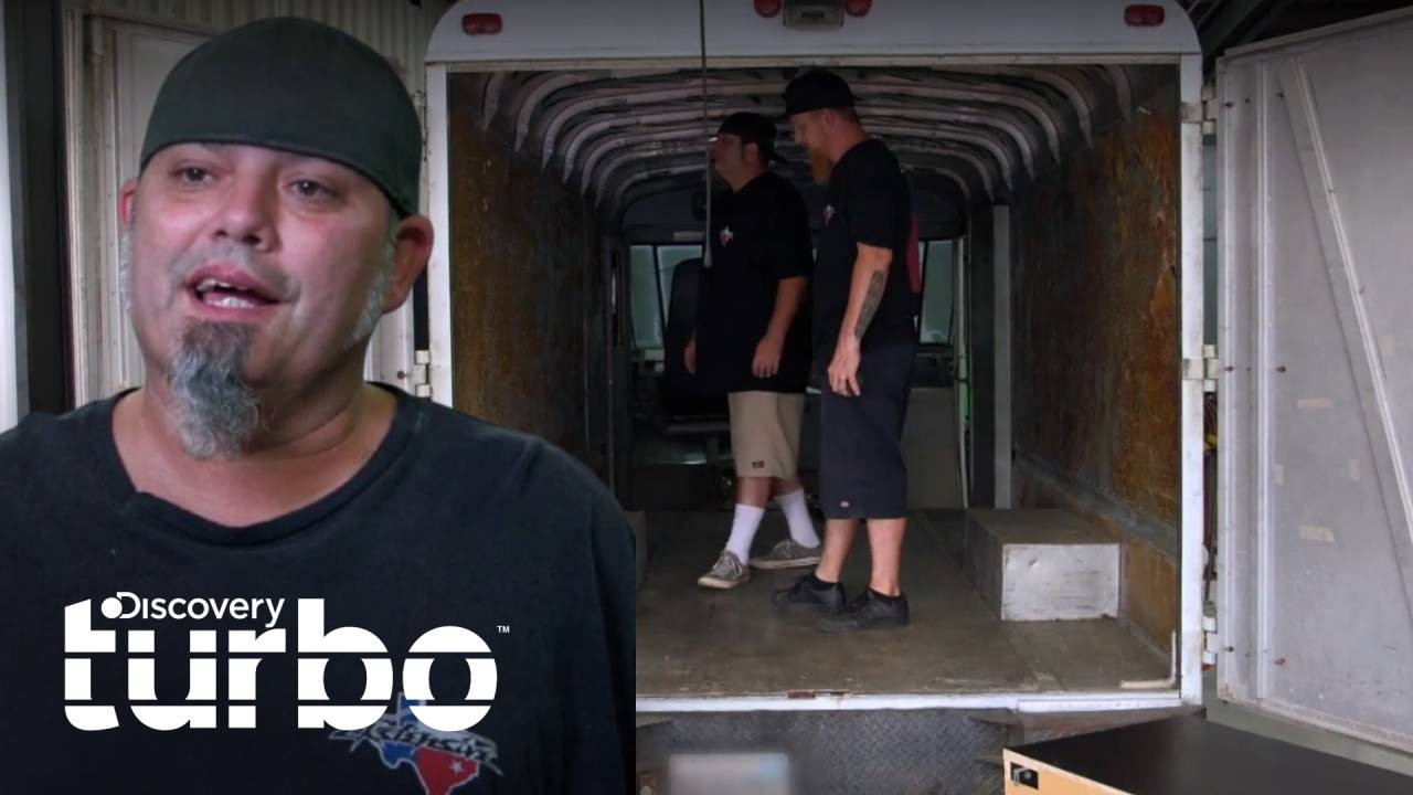 Desafio interno na restauração do Grumman vira teste final | Texas Metal | Discovery Turbo Brasil