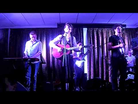 Leo James: Live at the Derwent Freshers' Welcome