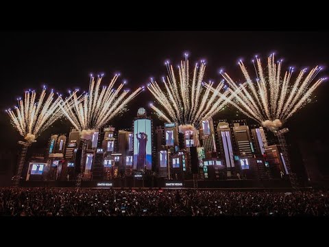 Dimitri Vegas Sunburn Goa 2022 - Ending and Fireworks