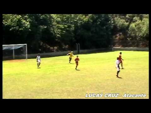 Melhores momentos do atacante Lucas Cruz.