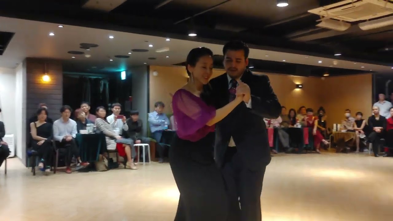 [Francisco Canaro, Carlos Galan - La milonga de Buenos Aires] 강미선 & Ariel Taritolay