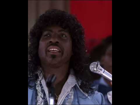 “Got damn that boy can sing!” #comingtoamerica #eddiemurphy #sexualchocolate