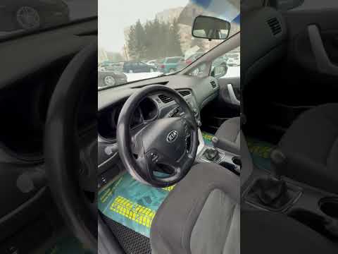 фото kia ceed ii 0