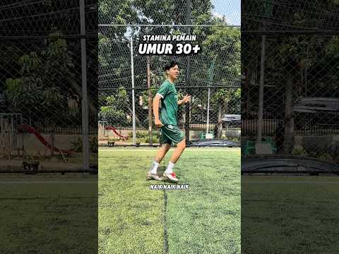 Beda Stamina Pemain Bola Dari UMUR 😂⚽️😒 #telefooty #sepakbola