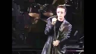 Bee Gees — She Keeps on Coming (Live at the BBC Radio Theatre 2001) (Pro-Shot 20FPS)
