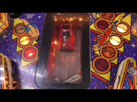 How To Troubleshoot Gottlieb Flippers (Blowing fuses!) - Street Fighter II Pinball Machine!