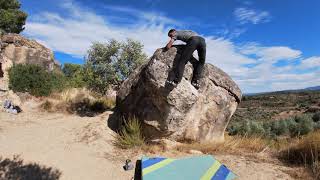 Video thumbnail of Problem 58 (Albagés - El Turonet), 6a+. El Cogul