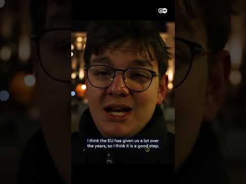 Bulgaria ushers in 2026 as it adopts the euro | DW News