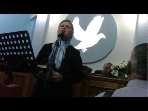 Sora Safira - Eu simt ca vine Domnul