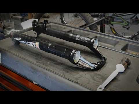 RockShox Recon Air Suspension Fork overhaul. Full service tutorial.