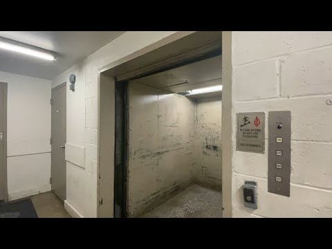 Montgomery Dry-Powered Hydraulic Freight Elevator @ Westmoreland Mall - Greensburg, PA