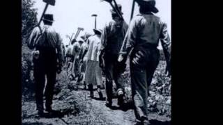 G.F. Baveri plays a Robert Johnson masterpiece "hellhound on my trail"