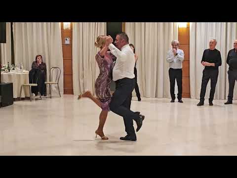 ATOMICA 60 polka ballata dai maestri Mirco e Sandra e eseguita dall'orchestra BERGAMINI 