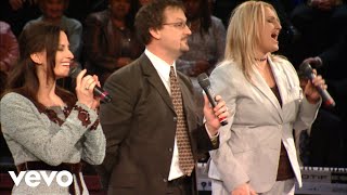 The Martins - All People That On Earth Do Dwell [Live]