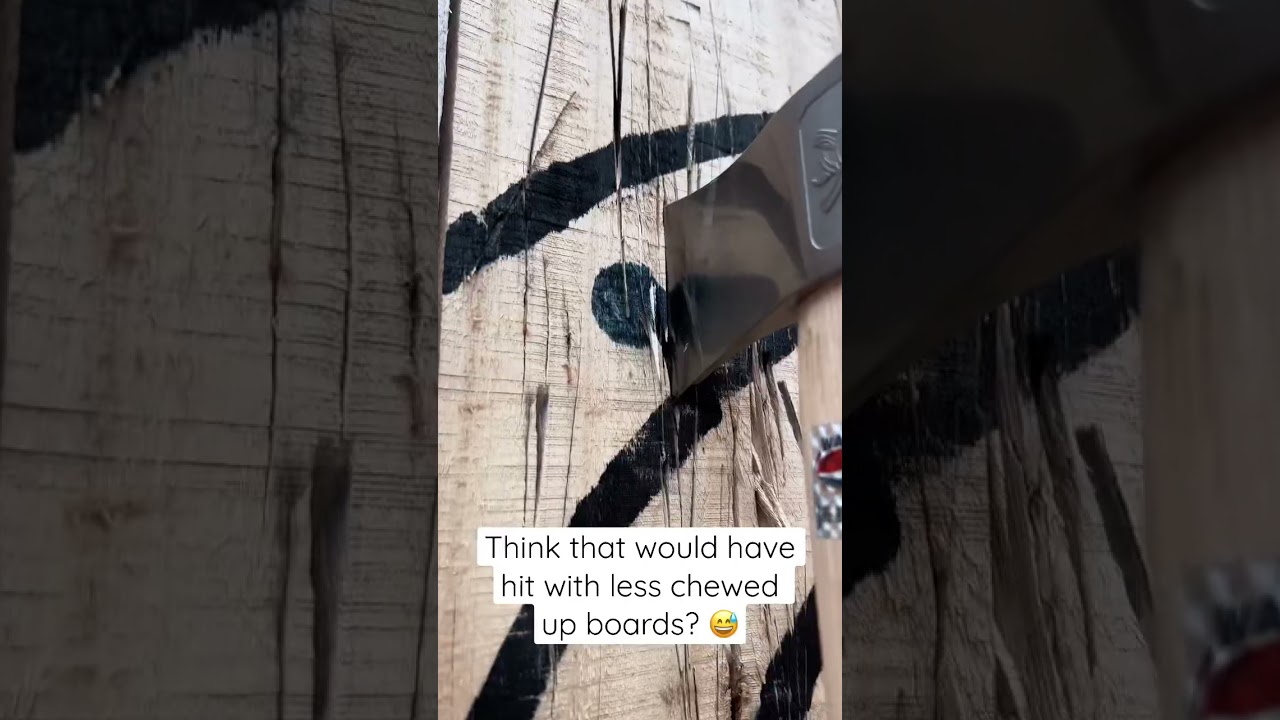 🤔 🤔 #watl #throwingaxe #axethrowing #trickshots #bullseye