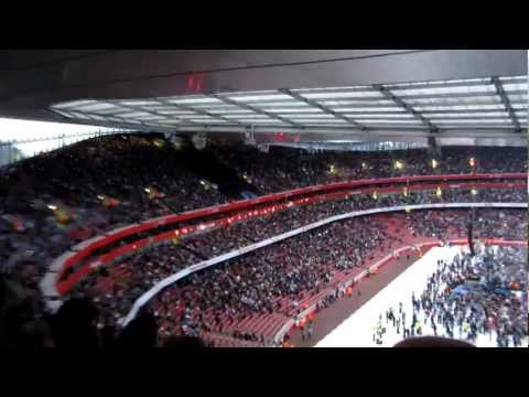 COLDPLAY LIVE @ EMIRATES STADIUM  Intro and Hurts Like Heaven 02/06/2012