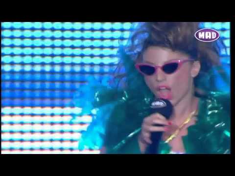 MAD VMA 2011 |Μέλιsses & VEGAS | Αυτό Το Καλοκαίρι |